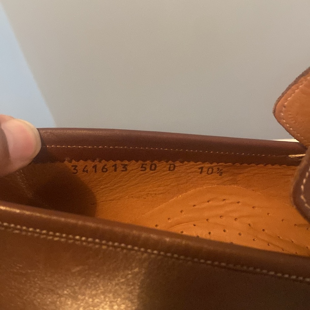Pair of Santoni Shoes in brown, size 10.5 Like New condition Maybe worn once - Picture 8 of 11